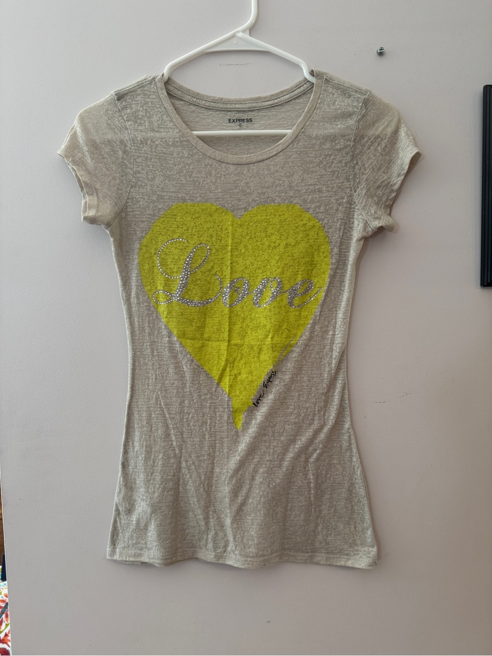 EXPRESS Short Sleeve Tee w/Yellow Heart and Silver Rhinestone 'Love'